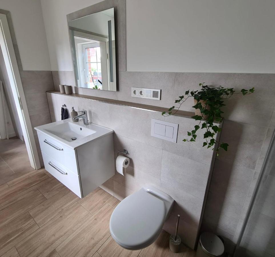 Ferienwohnung Im Werder -Fuer Monteure Nicht Geeignet- Celle Buitenkant foto